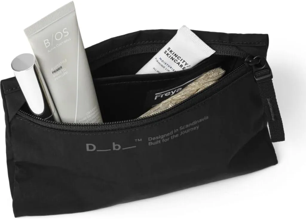 Db Journey Freya Pouch S - Compact Travel Makeup Bag, Toiletry Bag, Cosmetic Bag for Skincare Essentials, Minimalist Design, 1L - Black Out