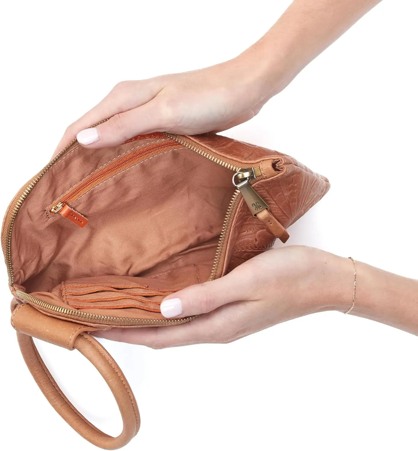 HOBO Sable Wristlet