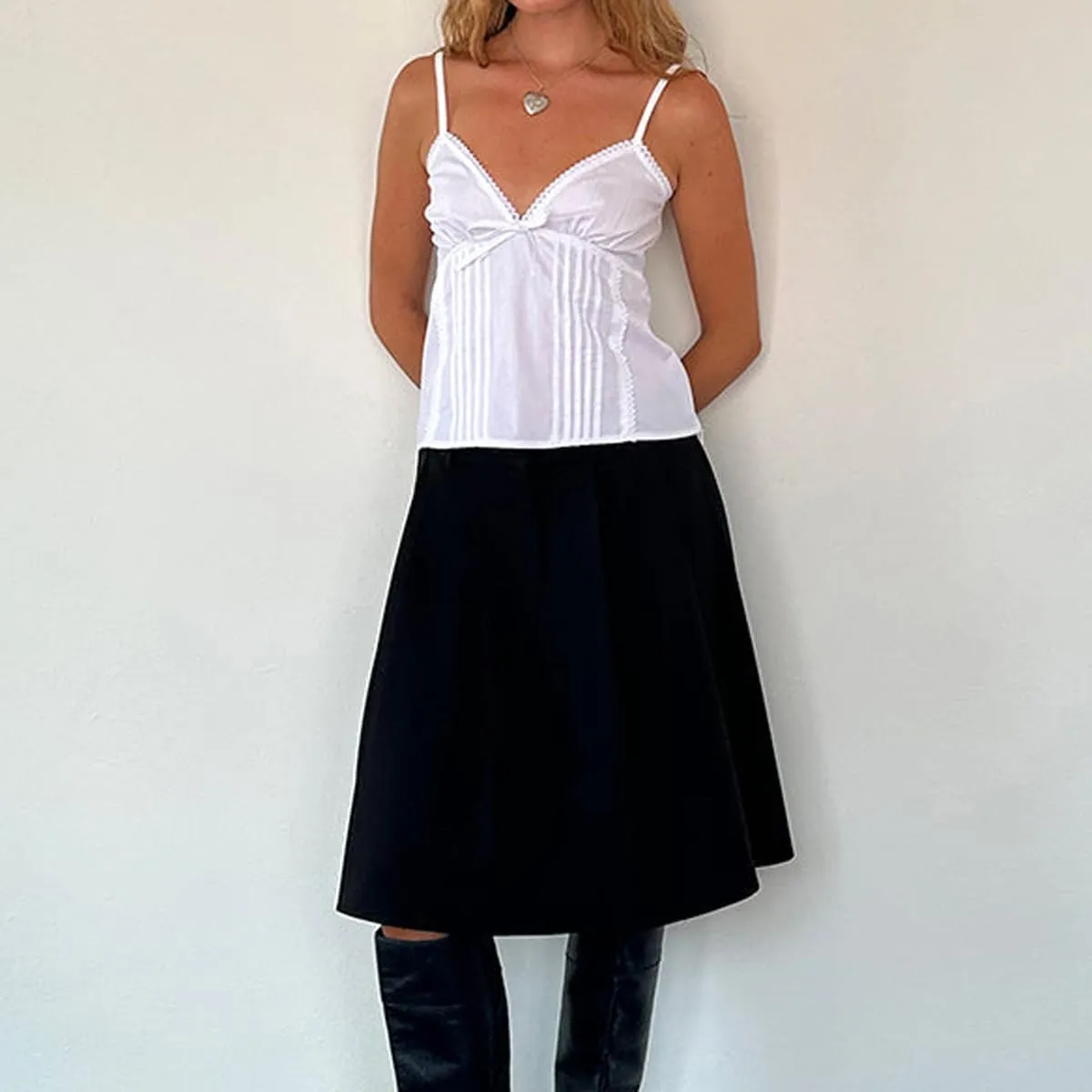 Women Y2K Vintage Cami Tank Top 00s Aesthetic Spaghetti Strap V Neck Crop Top Cottage Camisole Fairy Coquette Vest