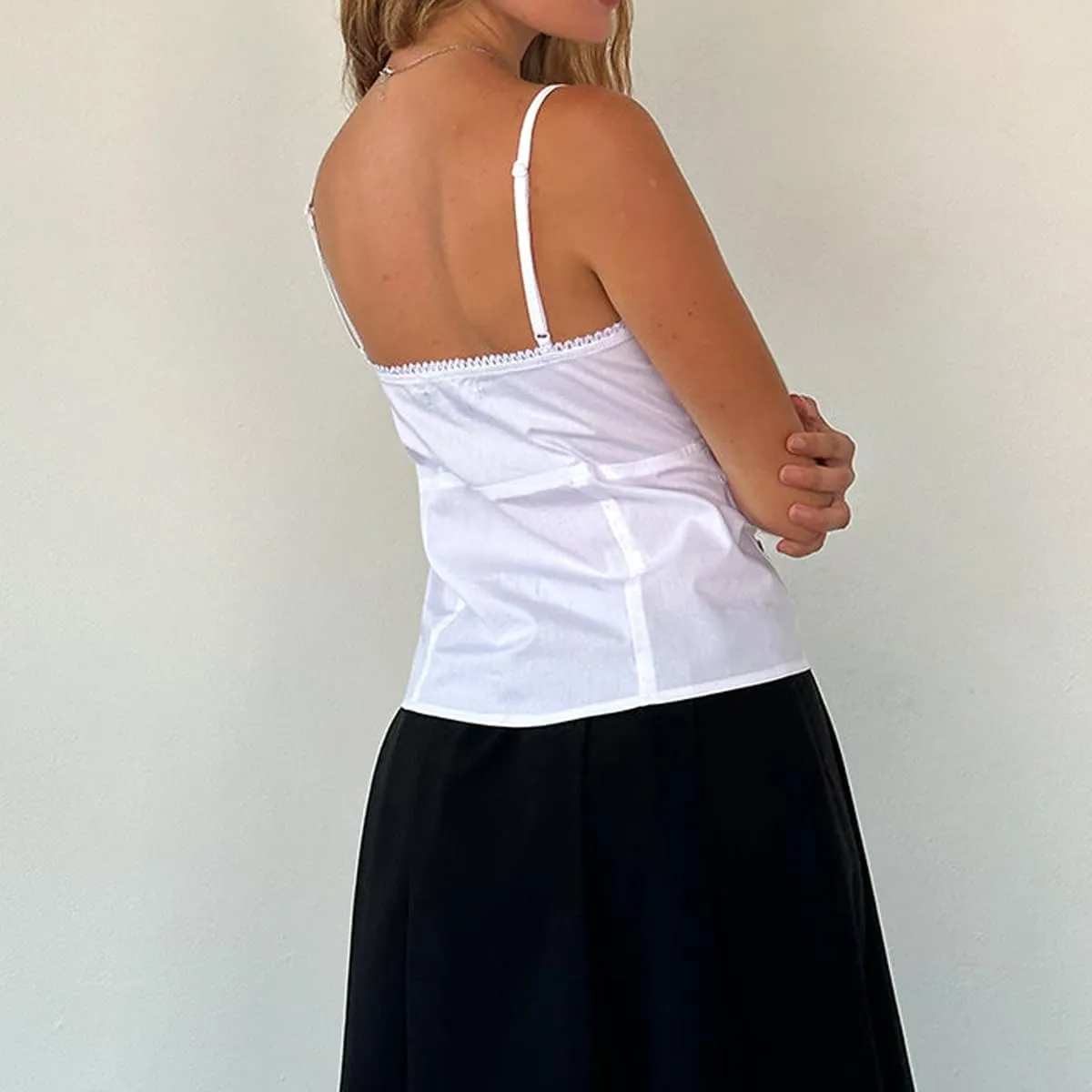 Women Y2K Vintage Cami Tank Top 00s Aesthetic Spaghetti Strap V Neck Crop Top Cottage Camisole Fairy Coquette Vest